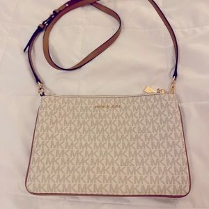 Michael Kors Signature Jet Set Double Pouch Crossbody